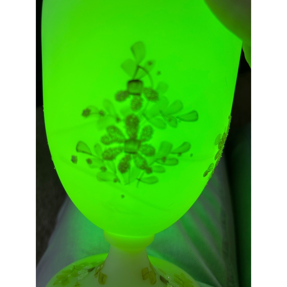 Fenton Custard Uranium Glass Candy Dish Hand Painted Kay Davis Floral Glows - Picture 7 of 15